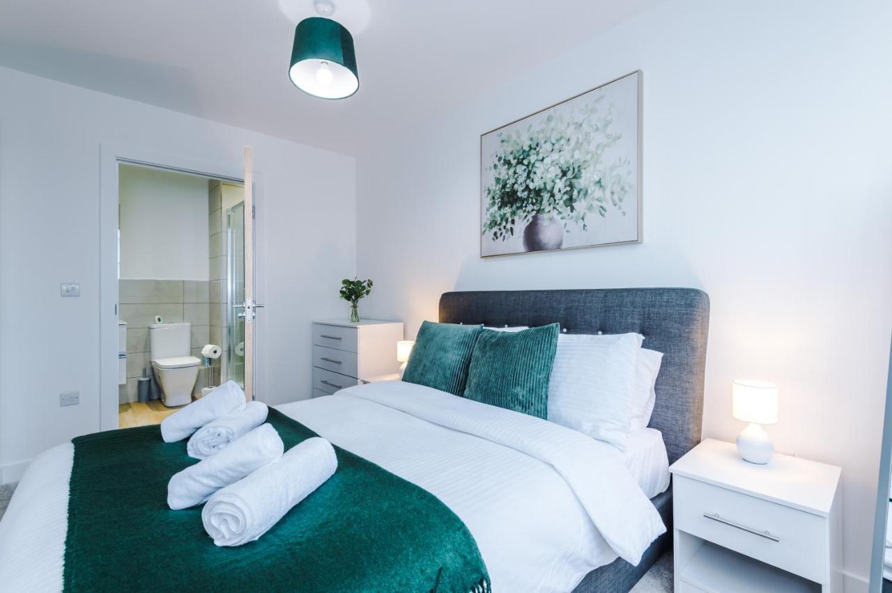New! Stylish 2-Bed Apartment In Manchester By 53 Degrees Property - Amazing Location, Ideal For Small Groups - Sleeps 4! Bagian luar foto