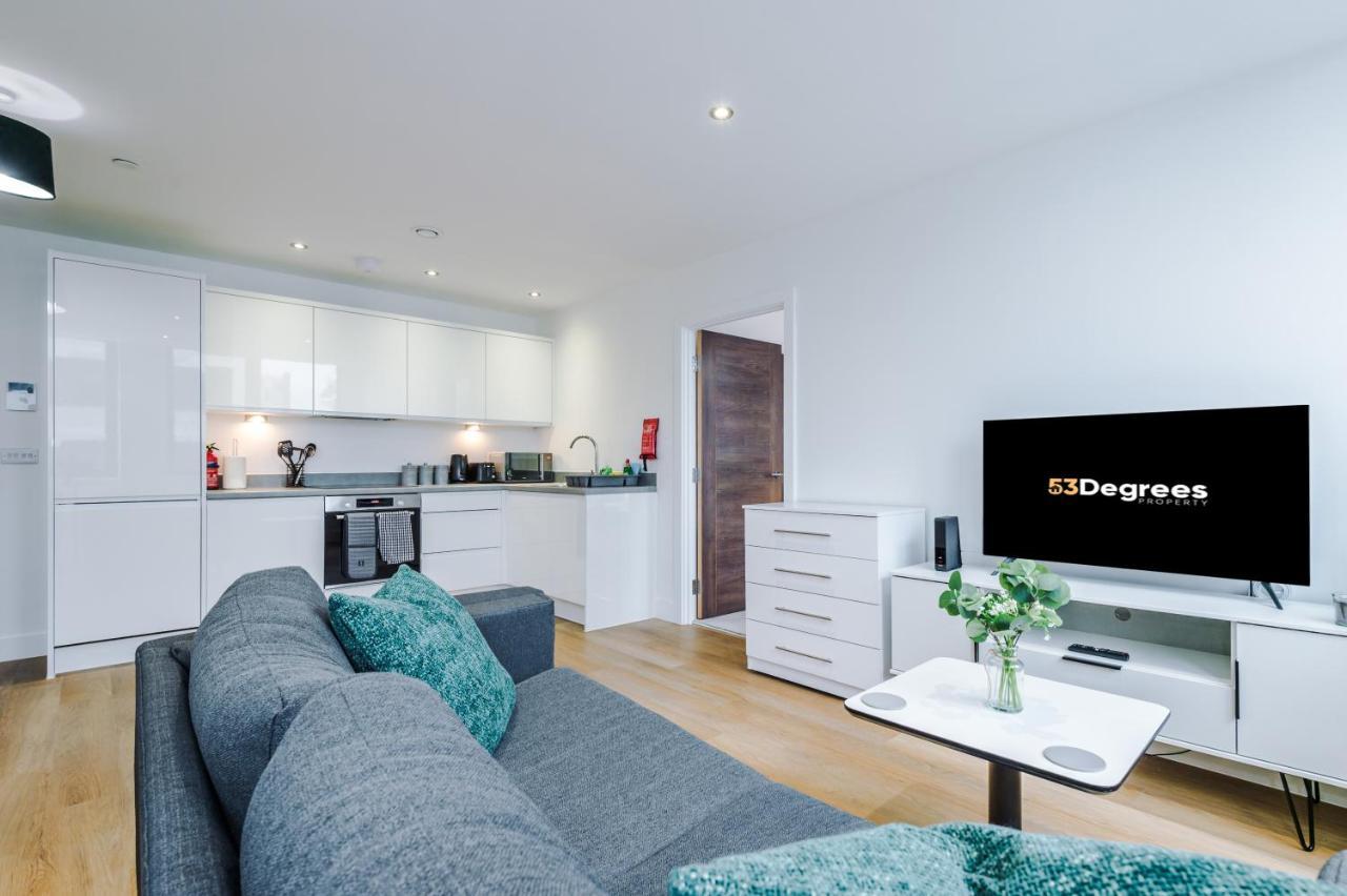 New! Stylish 2-Bed Apartment In Manchester By 53 Degrees Property - Amazing Location, Ideal For Small Groups - Sleeps 4! Bagian luar foto