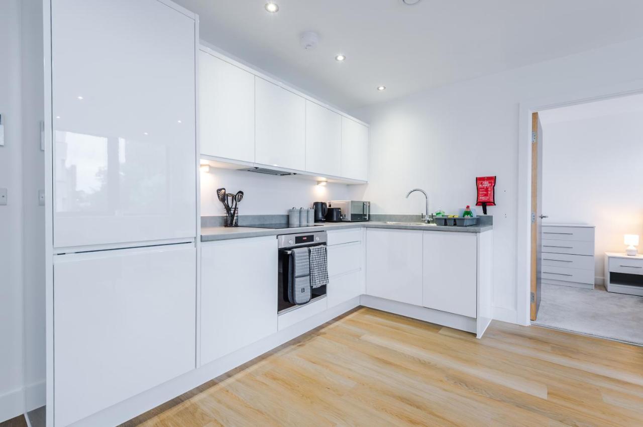 New! Stylish 2-Bed Apartment In Manchester By 53 Degrees Property - Amazing Location, Ideal For Small Groups - Sleeps 4! Bagian luar foto