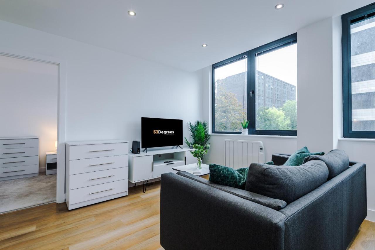 New! Stylish 2-Bed Apartment In Manchester By 53 Degrees Property - Amazing Location, Ideal For Small Groups - Sleeps 4! Bagian luar foto